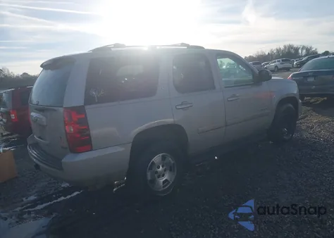 2008 Chevrolet Tahoe Lt из США, поврежденный, VIN 1GNFC13048J188926